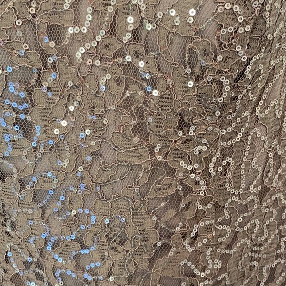 Grey, full-length beaded evening gown - Picture 3 of 4